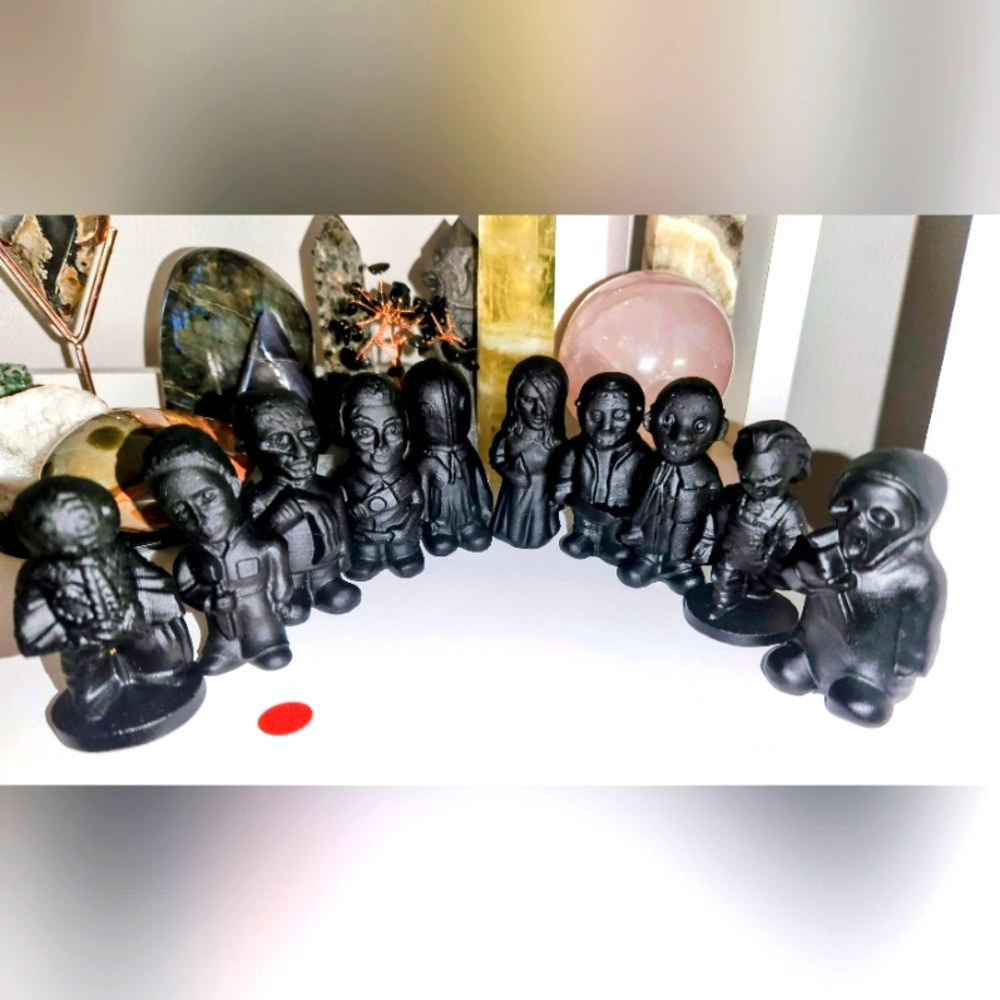10 Piece Black Obsidian Killer Horror Crystal Carvings Set! Scary Movie Figurine - Picture 1 of 4